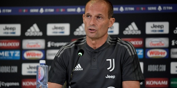 Allegri: "Contento di Locatelli. Ronaldo? Mi ha detto che resta"