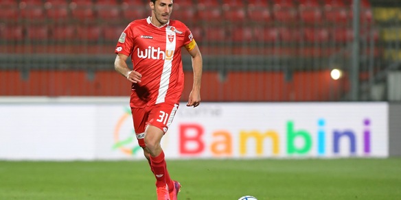 Serie B, due squalificati per un turno: Sampirisi e Kouan