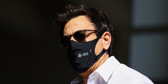 F1, Wolff: "Perché mai Verstappen dovrebbe lasciare la Red Bull?"