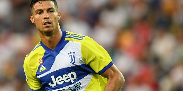 Juve, Ronaldo lascia la Continassa: niente allenamento