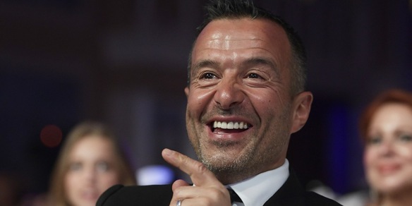 Roma, Jorge Mendes è sbarcato a Ciampino: prima Mourinho, poi Rui Patricio