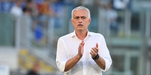Mourinho: "Roma, grande mentalità. Pellegrini deve firmare subito il rinnovo"