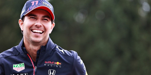 F1, Sergio Perez rinnova: sarà con la Red Bull anche nel 2022