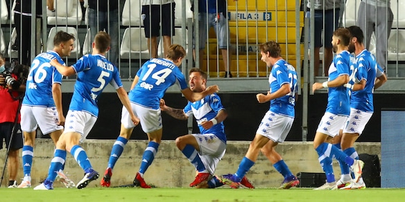 Serie B, Brescia esagerato: 5-1 al Cosenza