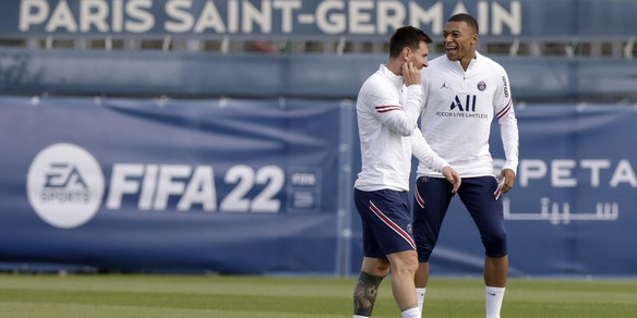 Psg a Reims: attesa per l'esordio di Messi, convocato anche Mbappé