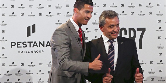 "Ronaldo allo United per aprire un nuovo hotel di lusso"
