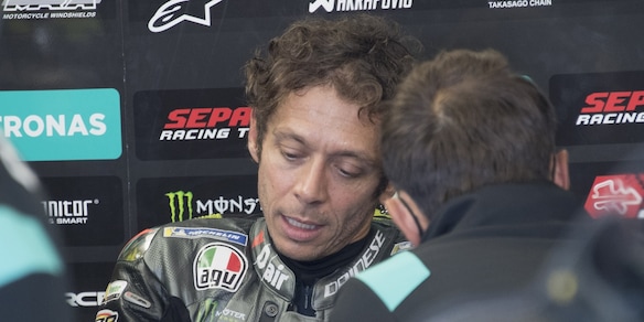 MotoGp, Rossi deluso dopo SIlverstone: "Potevo essere 8°, ma abbiamo problemi con le gomme"