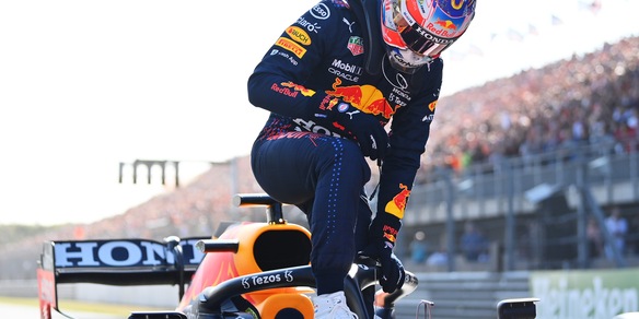 F1, pole Verstappen in Olanda: "Speriamo di completare l'opera domani"