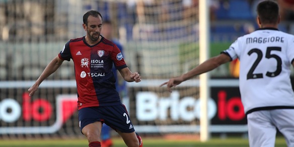 Cagliari-Godin, cambia tutto: insieme fino al 2024