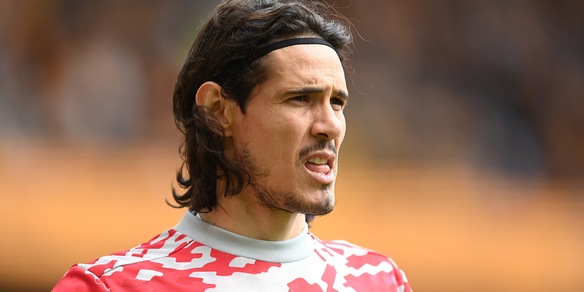 United, chi aveva comprato la "7" di Cavani potrà cambiarla gratis