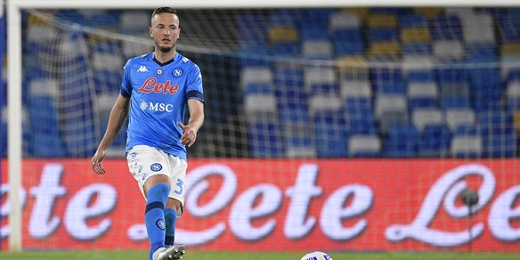 Napoli, per Rrahmani relax in piscina nel ritiro del Kosovo