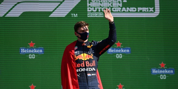 F1: la Red Bull omaggia l'Italia da Palermo a Monza