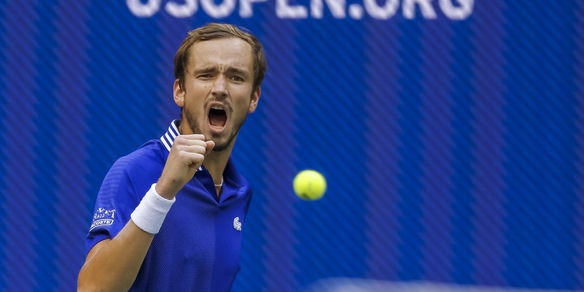 Us Open, Medvedev in finale: Auger-Aliassime battuto in tre set