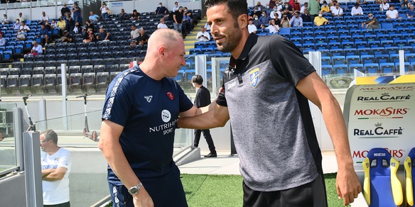 Serie B, pari fra Frosinone e Perugia. Inzaghi vola con Palacio