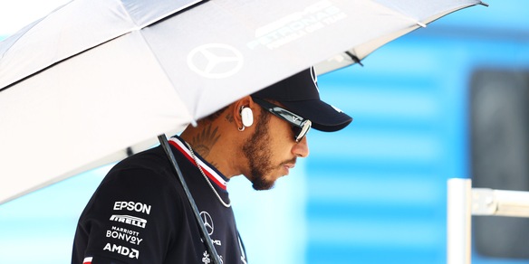 F1, Hamilton dopo l'incidente: "Sono orgoglioso dei Commissari"