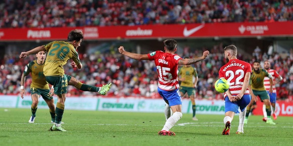 Liga, il Betis Siviglia vince al 90'. Primo successo dell'Elche