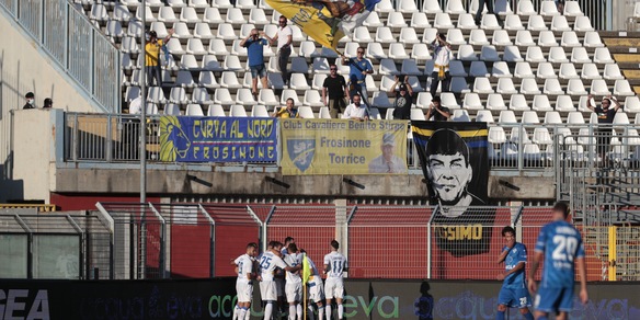 Serie B, il Frosinone va: Garritano e Rhoden, 2-0 al Como