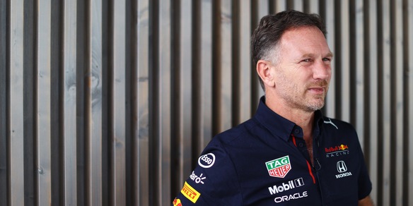 F1, Horner: "La lotta con Mercedes è diversa da quella con Ferrari"