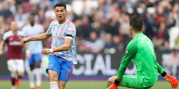 Ronaldo ancora in gol con lo United. Il Chelsea supera il Tottenham