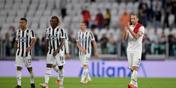 Juve, i calciatori sui social network: "Continuiamo a lottare"