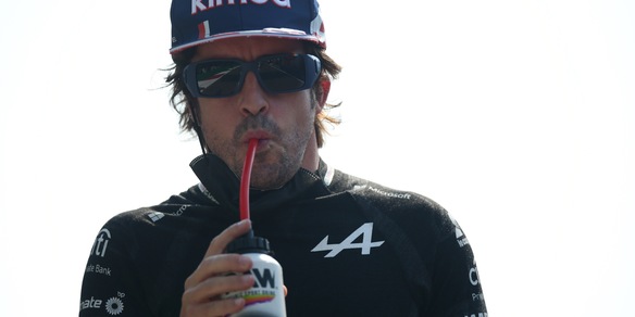 F1, Alonso: "Verstappen è il miglior pilota del paddock in questo momento"