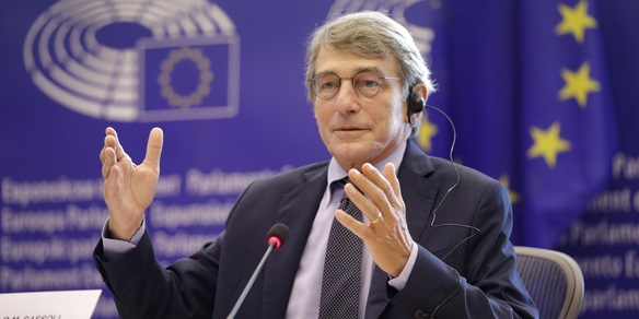 David Sassoli ricoverato per polmonite: è in buone condizioni