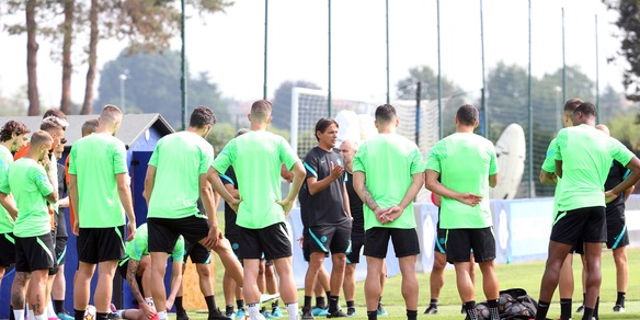 Fiorentina-Inter, i convocati di Inzaghi: out Sensi, Vidal e Correa