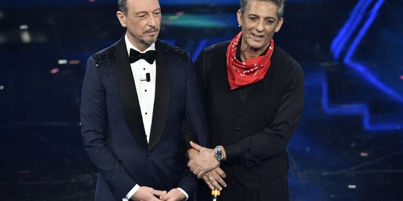 Sanremo 2022, Amadeus conferma la presenza di Fiorello
