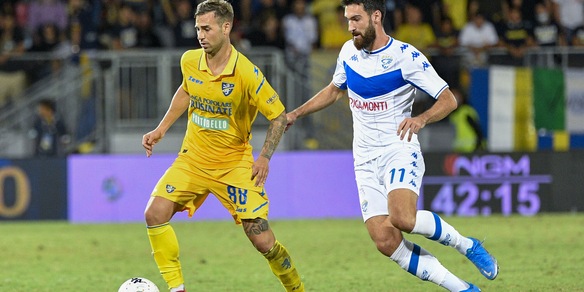 Reggina-Frosinone, poche reti nell'aria