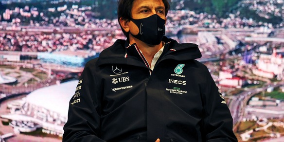 F1, Wolff: "Red Bull ha meritato di vincere"