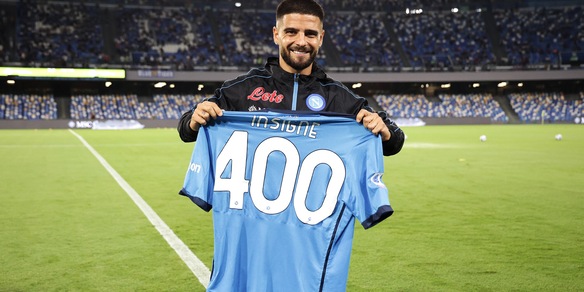 Napoli, 400 volte Insigne: la targa e la maglia speciale