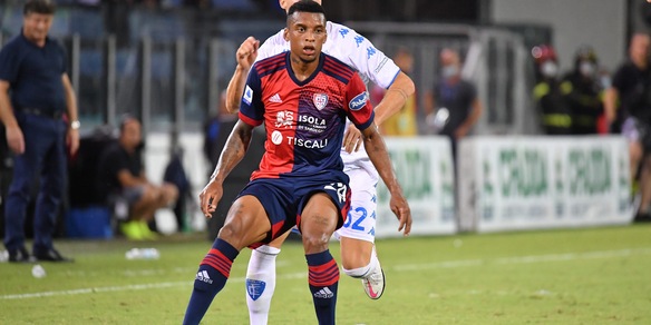 Cagliari, personalizzato per Dalbert e Ceppitelli