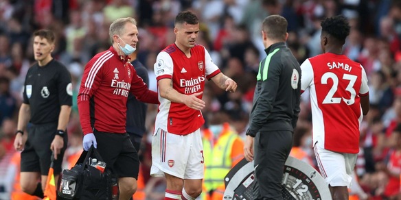 Arsenal, brutto infortunio per Xhaka: stop di otto settimane