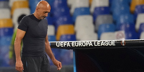 Rabbia Spalletti, lite e accuse all'arbitro: "Non era rosso su Manolas?"