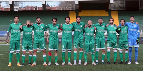 Serie C, la Turris sbanca Catania. Pari Avellino-Catanzaro