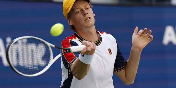 Sofia, Sinner vince ancora e vola in semifinale