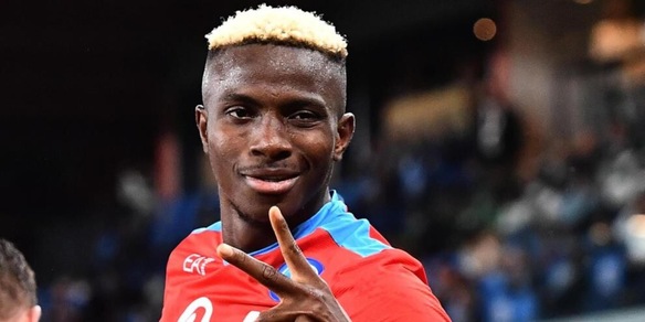 Osimhen: "Amo il Napoli, mi fa volare. Mi ispiro a Drogba"