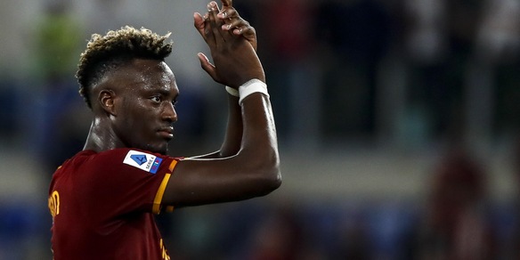 Roma, Abraham convocato dall'Inghilterra: torna in nazionale un anno dopo