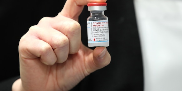 Vaccini Covid: Svezia e Danimarca sospendono Moderna per gli under 30