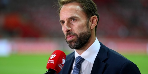 Southgate, appello ai giocatori no-vax: "Il vaccino è essenziale"