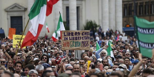 Green Pass, proteste a Roma: 12 arresti, anche vertici Forza Nuova