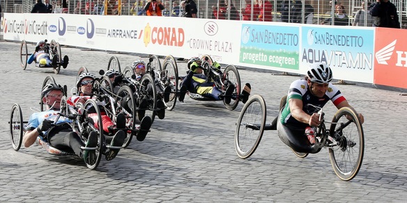 Morto l'agente di scorta del team di Alex Zanardi
