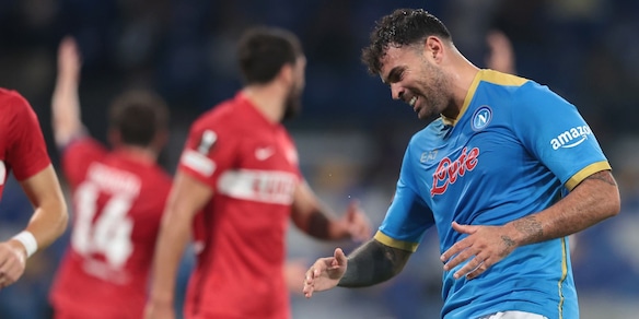 Napoli, recuperato Petagna: rifinitura col gruppo per l'attaccante