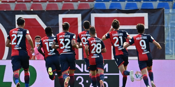 Serie B, impresa Crotone: 2-1 alla capolista Pisa. Ascoli-Lecce 1-1