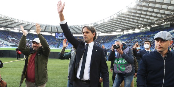 Lazio, ecco Inzaghi: dalla crostata allo striscione della Curva