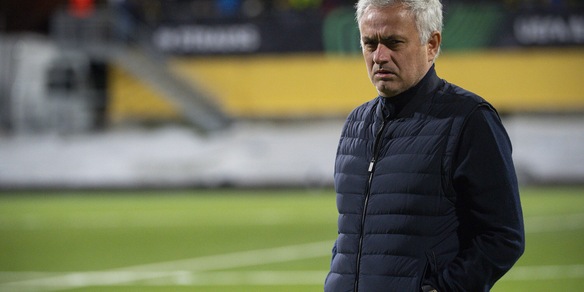 Mourinho: "Alcuni giocatori hanno dei limiti, giocherei sempre con gli stessi 11"