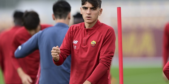 Roma, Mourinho non convoca le riserve: fuori Diawara, Mayoral, Villar e Kumbulla