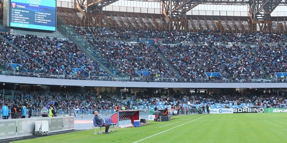 Cosenza: "Napoli, così lo stadio è un mortorio. Serve il ritorno del tifo"