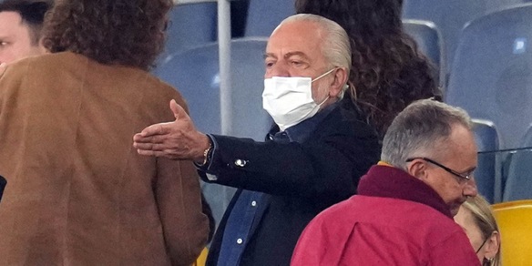 Napoli, l'ira di De Laurentiis contro gli arbitri: pretende uniformità