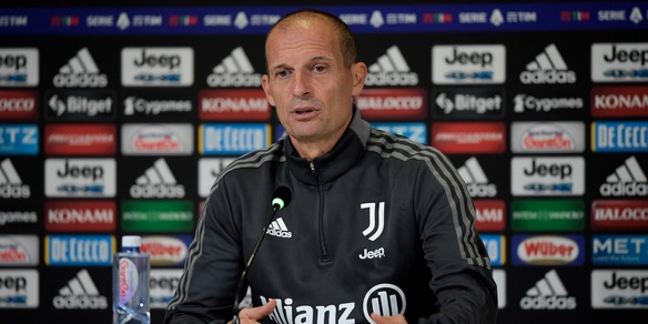 Juve, Allegri: "In dieci giorni ci giochiamo molto"